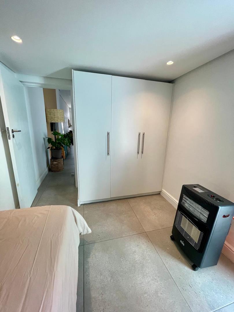 To Let 2 Bedroom Property for Rent in Woodstock Western Cape